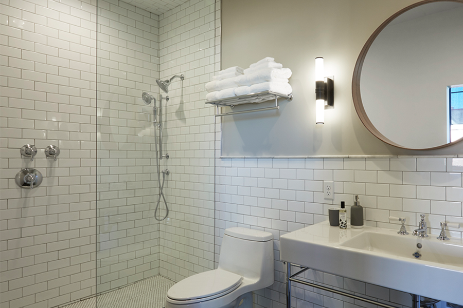 DOUBLE QUEEN ROOMS