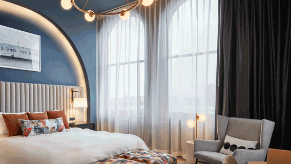 KING CORNER ROOMS
