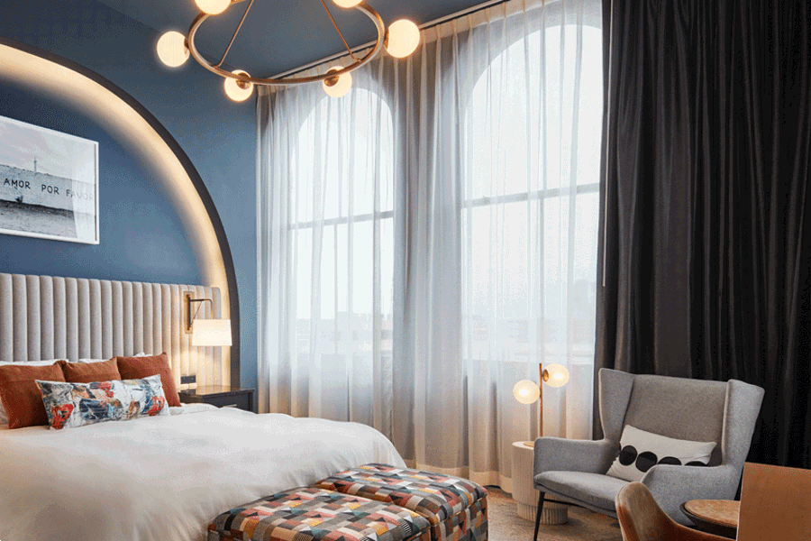 KING CORNER ROOMS