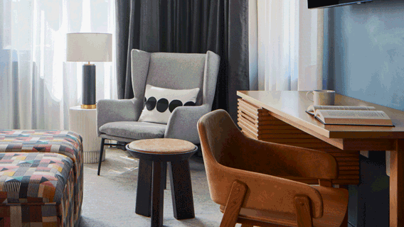 KING CORNER ROOMS