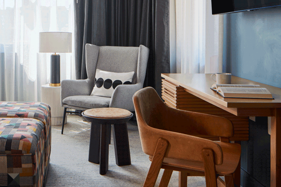 KING CORNER ROOMS