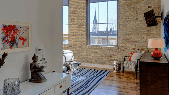 SINGLE KING ROOMS