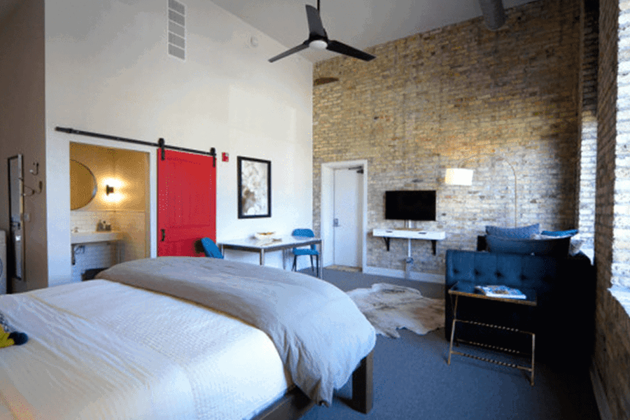 KING MASTER SUITES