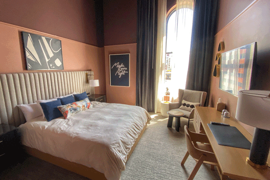 KING STANDARD ROOMS